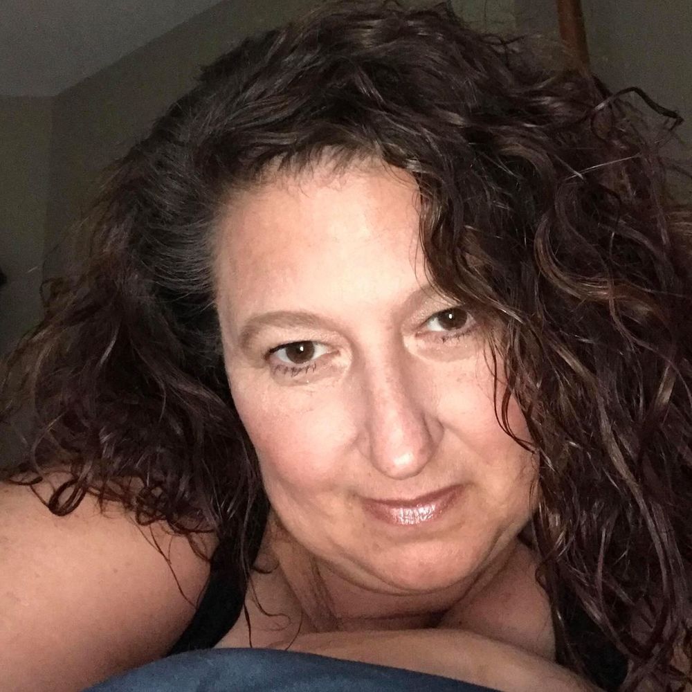 Meet your Posher, Lorie